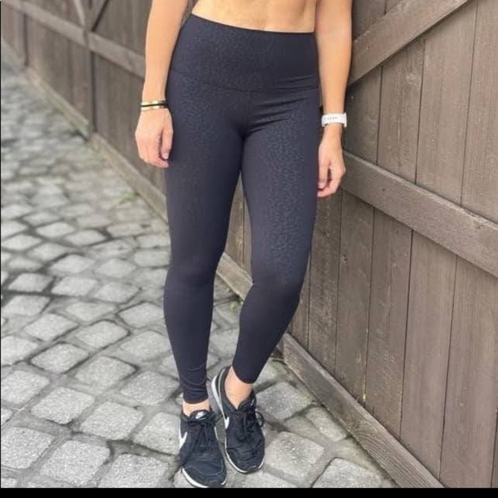 Size large ultra flex leggings